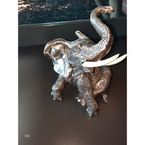 Beautiful D'argenta Sterling Silver Elephant sculpture